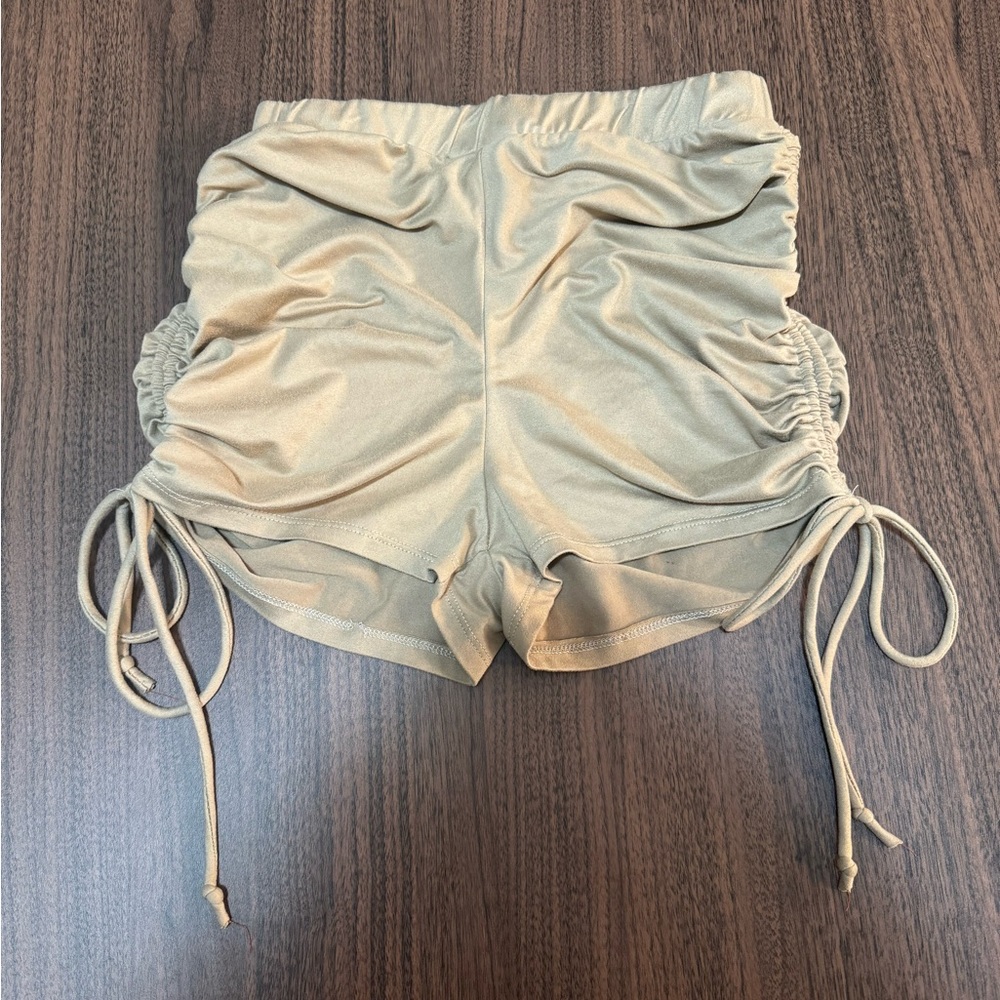 Love J Solid Drawstring Ruched Beige Shorts Size M
